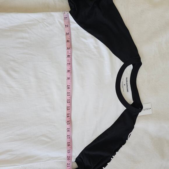 Calvin Klein Arm Logo Long Sleeve T-Shirt Black and White Size M NWT - Picture 3 of 8